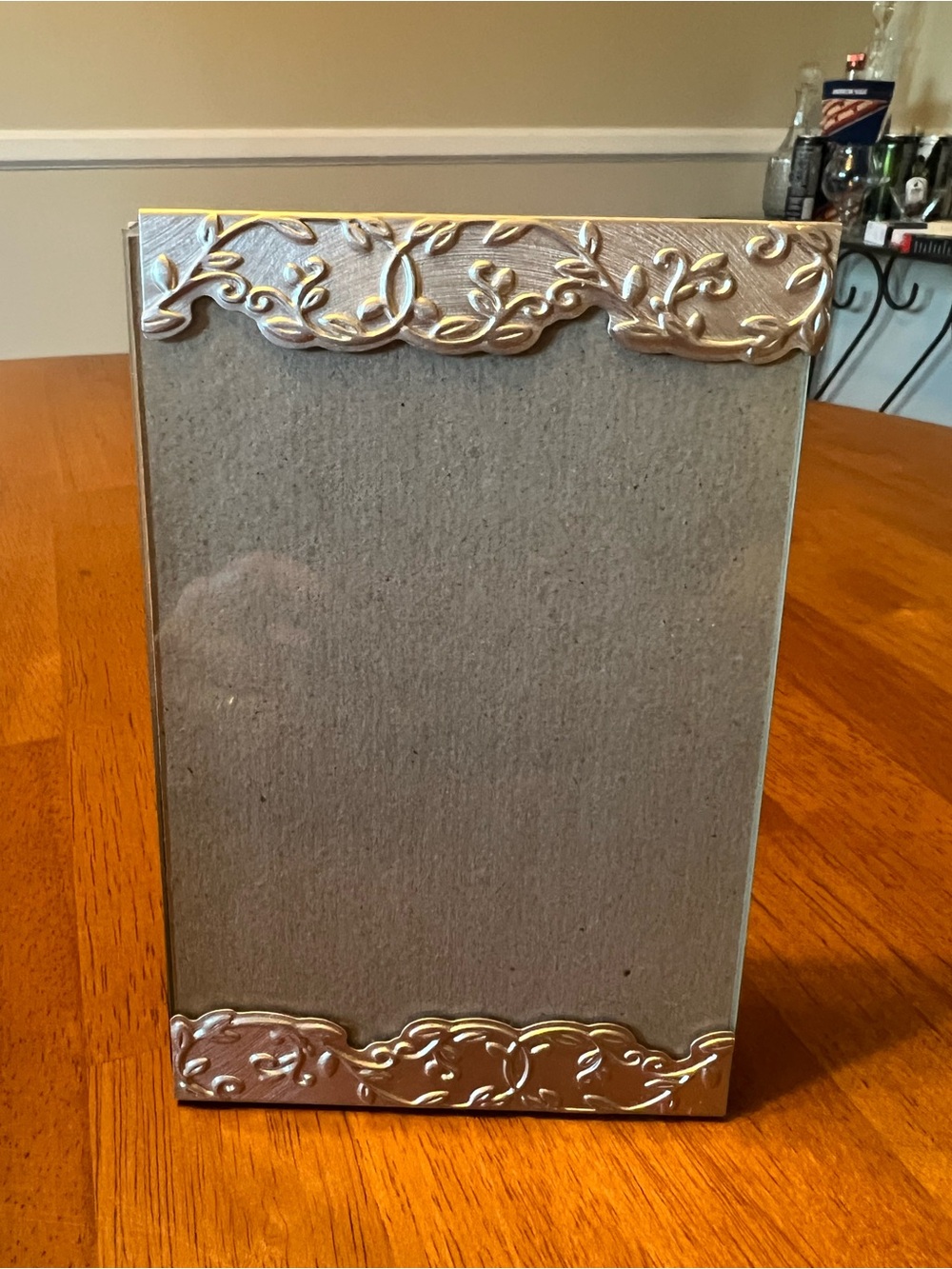 Elegant Silver Decorative 4x6 Photo Frame
